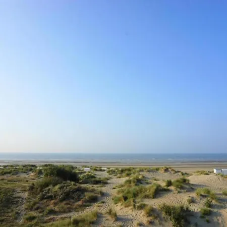 Daire Near Belgian Coastline *
